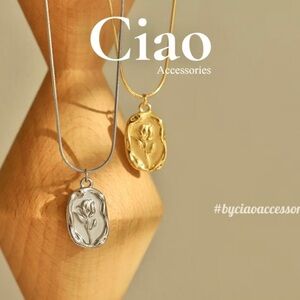 RUST-FREE golden/silver tulip necklace